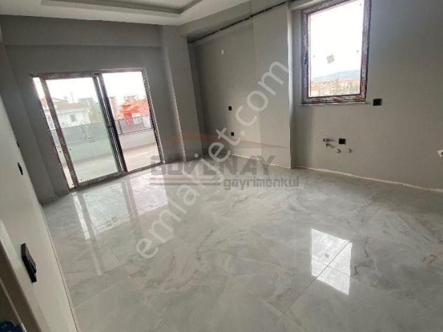 Güvenay Çorum Üçtutlar Mah. Binevler Mevki 4+1 Sıfır Satılık Daireler