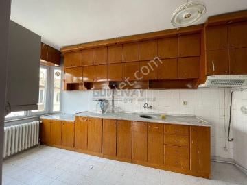 Güvenay Çorum Ulukavak Mah. Dr.ilhan Gürel Caddesi Üzeri 3+1 Kiralık Daire