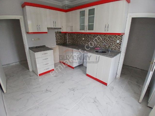 Güvenay Çorum Ulukavak Mah. Dr. Sadık Ahmet Caddesi Üzerinde Kiralık 3+1 Daire