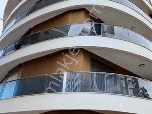 Güvenci'den Narlıdere Ilıca'da Satılık Bahçeli Giriş Dubleksi