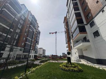 Güven'den 7/24 Güvenlikli,saunalı,havuzlu,k.otoparklı 3+1 Daire