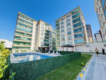 Güven'den Çerkezköyde Avm Arkasında Havuzlu Sitede Kiralık 3+1