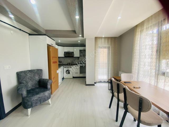 Güven'den Hastane Bölgesinde Full Eşyalı Ön Cephe Kiralık 1+1 Ev
