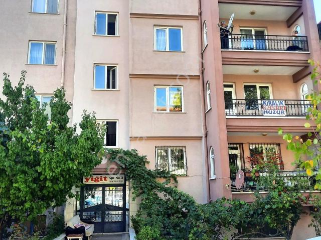 Güvenevler Mah. Akal In Karşısı Ara Kat 3+1 Kiralık Daire