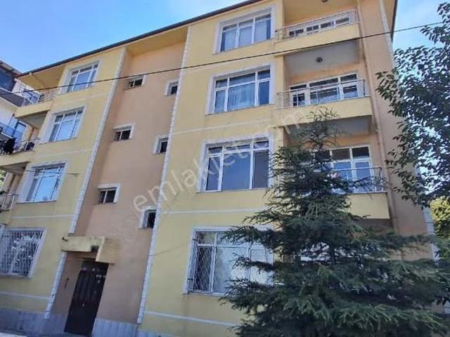 Güvenevler'de 3+1 Satılık Daire 120m²