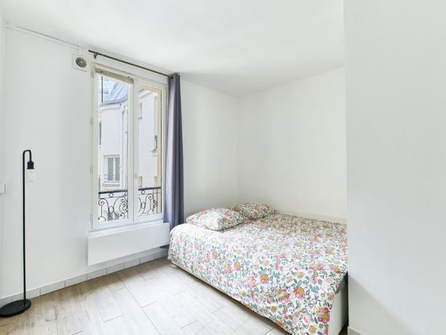 Guy Môquet · 18e · Studio calme & fonctionnel – gé