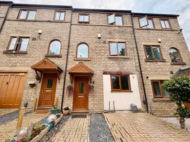Guy Street, Burnley BB12, 3 bed property to rent, £1,100 pcm | PrimeLocation