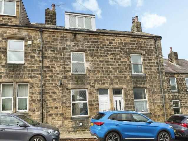 Guycroft, Otley LS21, 2 bed terraced house to rent, £1,100 pcm | PrimeLocation
