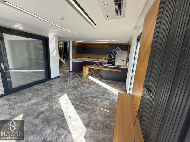 Güzelçamlıda Full Deniz Manzaralı 105 M2 Tabanlı 4+1 Villa