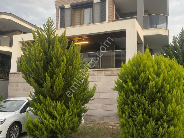 Güzelçamlı'da Termal Otel Yanı 4+2 Deniz Manzaralı Triplex Villa
