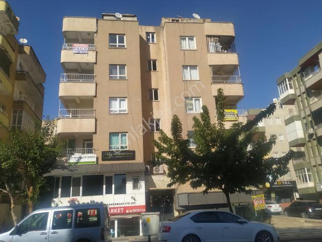 Güzel Emlak Tan Emniyet Caddesinde Kiralık