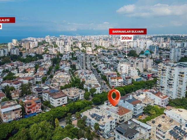 Güzeloba Anadolu Hastanesi Yakını Geniş İçi Yapılı Satılık 3+1