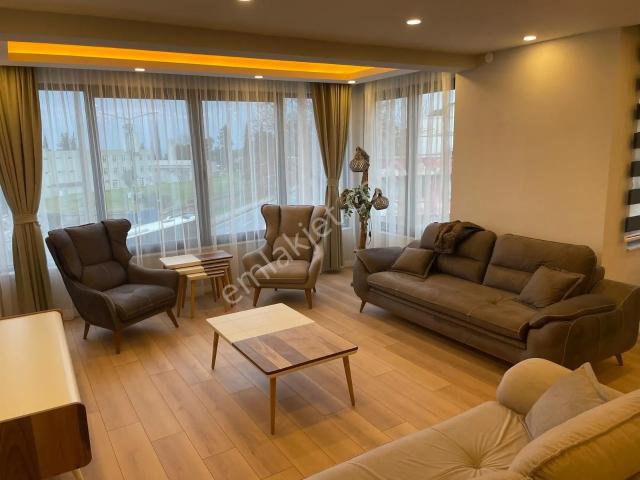 Güzeloba Cadde Üzeri Eşyalı Deniz Manzaralı 3+1 Dubleks Kiralık