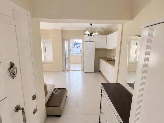 Güzeloba Cuma Pazarı Yanı | 6.kat | Net 60 M2 | 2+1