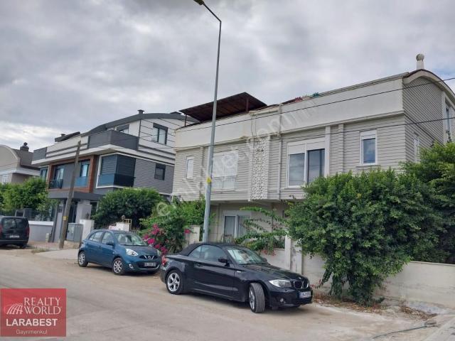 Güzeloba İstek Koleji Karşısı Boş 3+1 Dublex