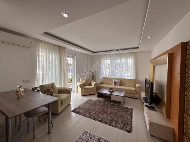 Güzeloba K.otopark Havuzlu Site İçi 1+1 Satılık Daire