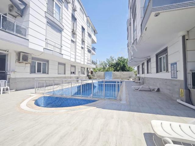 Güzeloba Rus Okulu Arkası Yüzme Havuzlu Site İçi Giriş 1+1 Daire