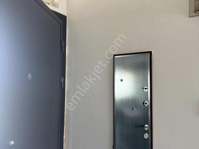 Güzeloba'da Denize Yakın 2 + 1 Eşyalı Daire
