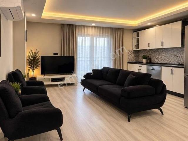 Güzelobada Havuzlu Sitede Eşyalı 2+1 Bahçe Katı