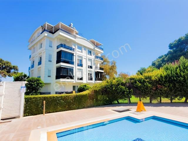 Güzelobada Havuzlu Sitede Ferah 2+1 Satılık Daire
