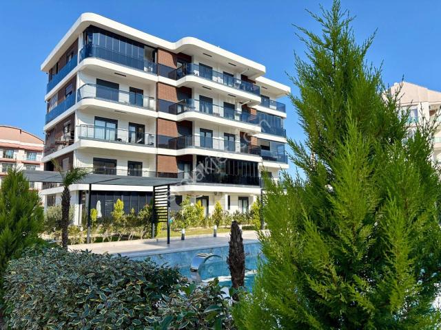 Güzeloba'da_prestijli 2+1 Lokasyonda Modern Mimariye en/fa