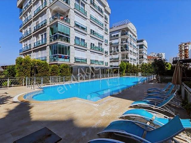 Güzeloluk Mah.havuzlu Sitede E.banyolu G.odalı Satılık 3+1 Daire