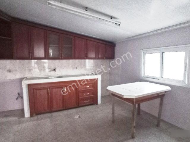 Güzelbahçe Merkez De Kapalı Mutfaklı, Ferah 2+1 Müstakil Ev Kiralık