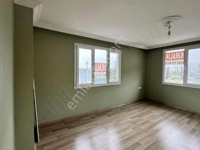 Güzelbahçe Merkeze Yakın Konumda Kiralık 2+1 Daire