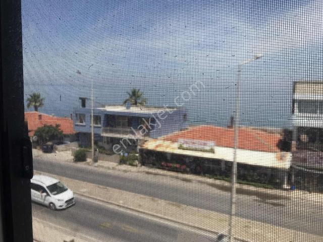 Güzelbahçe Mithatpaşa Caddesi Üzerinde Kiralık Daire