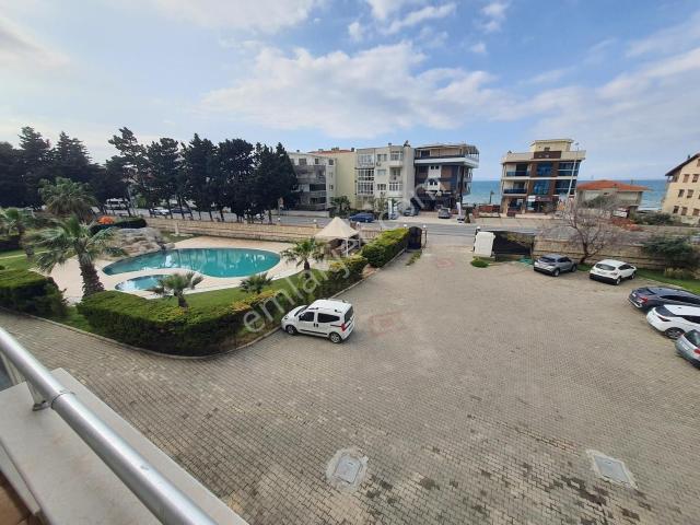 Güzelbahçe De Deniz Ve Havuz Manzaralı Geniş Satılık Daire