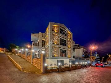 Güzelbahçe Çelebi' De Deniz Manzaralı 6+2 Müstakil Yeni Villa