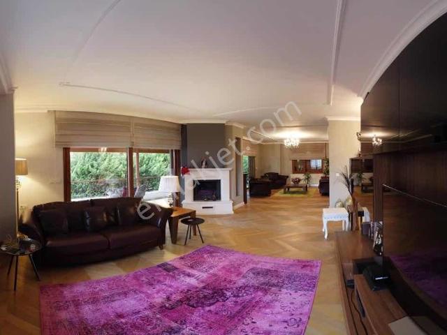 Güzelbahçe Kahramandere'de 3+2 Ultra Lüks Asansörlü Villa