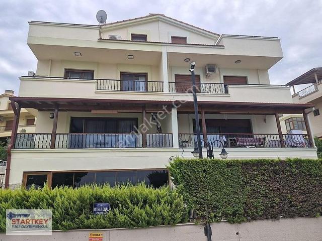 Güzelbahçe, Kahramandere'de 4+2 Kiralık, Havuzlu, Site İçi
