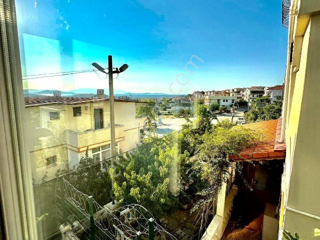 Güzelbahçe Kolejlerine Yürüme Mesafesinde, Deniz Manzaralı 3+1 Villa Kiralık