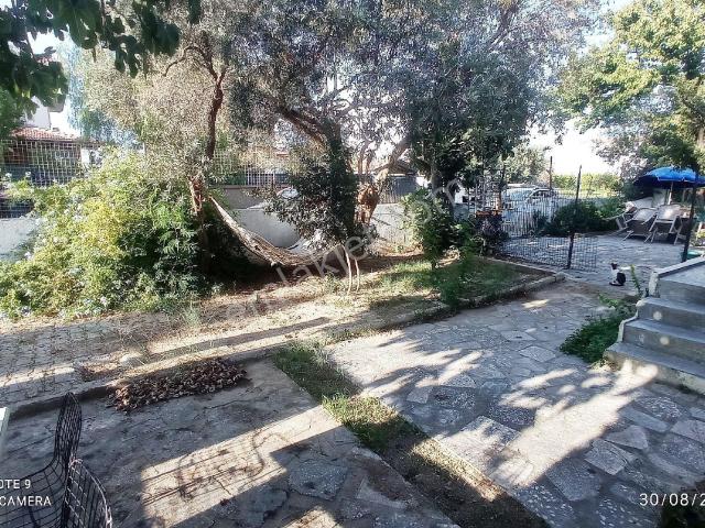 Güzelbahçe Yalı Daeşyalı Eşyasız 3+1 Villa Kiralık