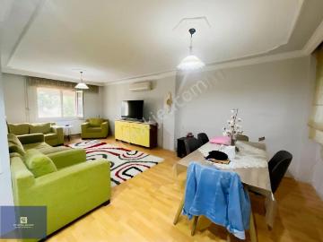Güzelbahçe Yalı Mahallesinde Satılık 3+1 Villa
