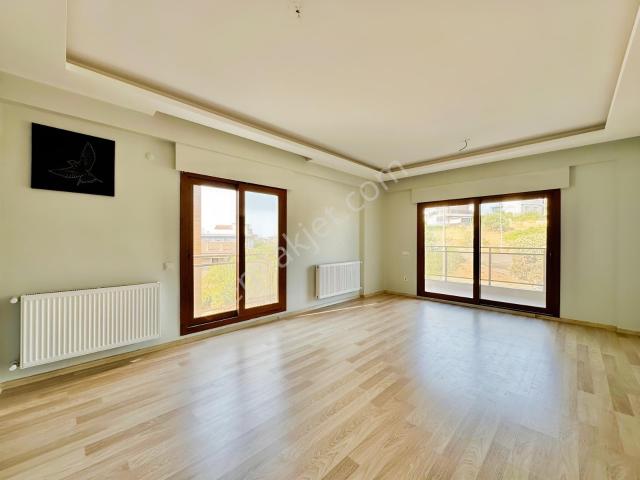 Güzelbahçe Yelki'de Kiralık 2+1 Daire | Arakat Kapalı Mutfak