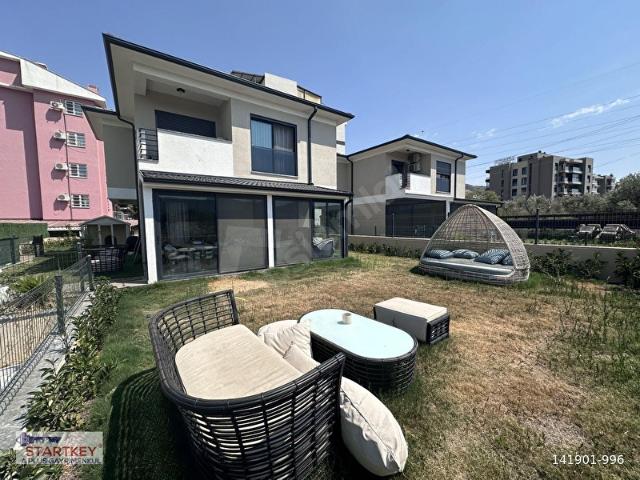 Güzelbahçe Yelkide Tam Müstakil Villa