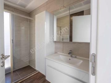 Güzelbahçe 7/24 Güvenlikli Site İçinde 5+1 Satılık Villa