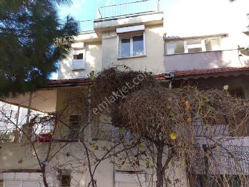 Güzelbahçede Acil Satılık Villa