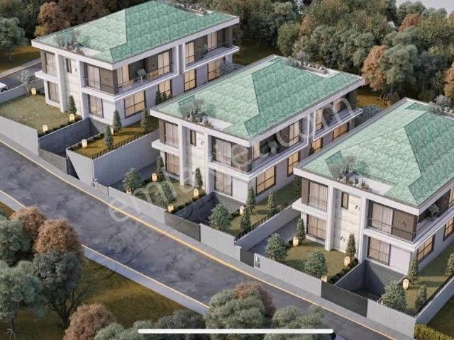 Güzelce Mahallesi Merkeze Yakın 5+2 Sıfır Bahçeli Villa Kiralık