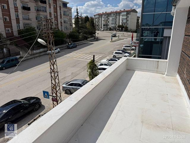 Muhteşem Yapılı Güzelkent Mahallesi Satılık Lüx Sıfır Villa