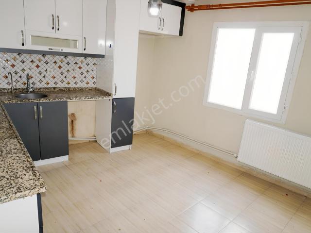 Güzeltepe Kiralık Müstakilev Fiyatdüştü2+1doğalgaz+balkon serkan