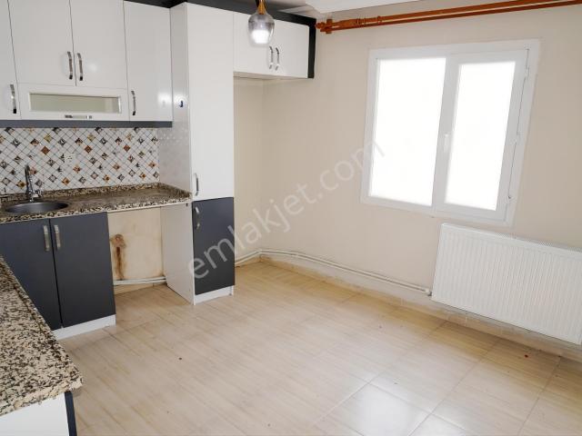 Güzeltepe Satılık 214m2 Arsaüzerinde Müstakilev 2+1 Çiğliserkan