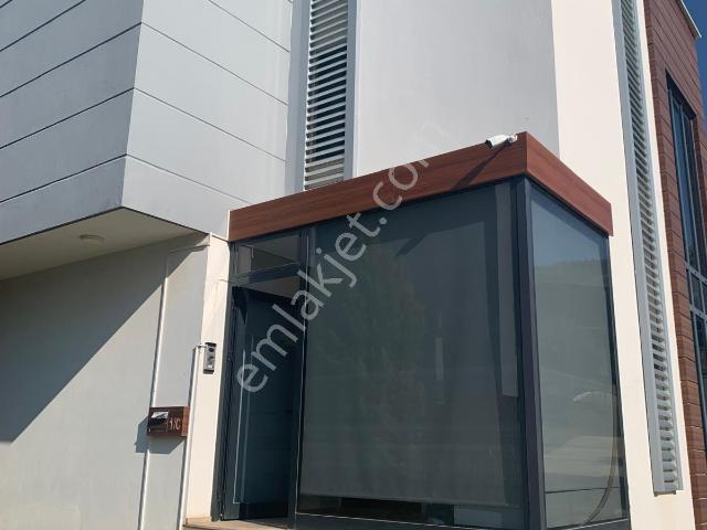 Güzelvadi Konakların'da Kiralık 4+2 Tripleks Bahçeli Lüks Villa