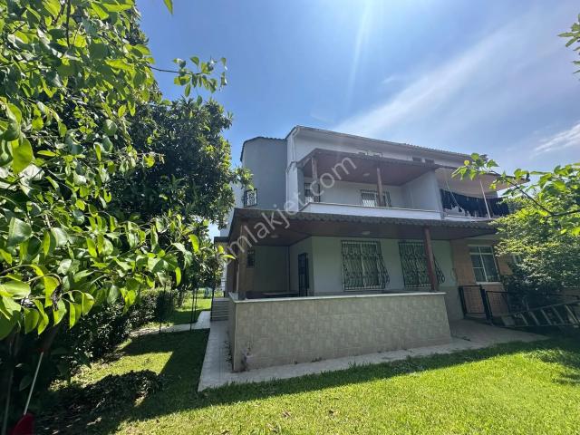 Güzelyurt Mahallesi Satılık 4+1 Müstakil Bahçeli Villa
