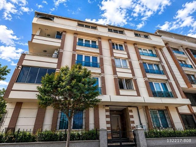 GÜZELYURT MAHALLESINDE METROBÜSE YAKIN SIFIR 4+2 DUBLEKS DAİRE