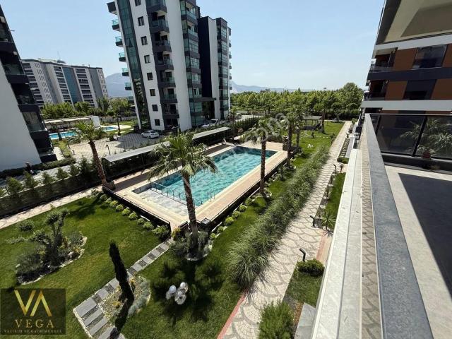 Güzelyurt'da Site İçi Arakat Ultra Lüks 4+1 Daire 1.balkon