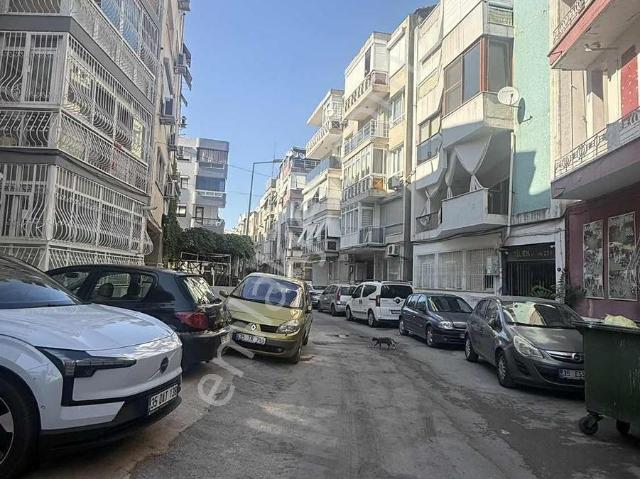 Güzelyalı 54 Sokakta Merkezi Konumda Eşyalı Kiralık