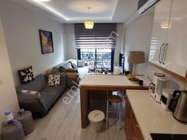 Güzelyalı 28 Sokakta Yeni Bina Asansör Klima Doğalgaz Full Lüks
